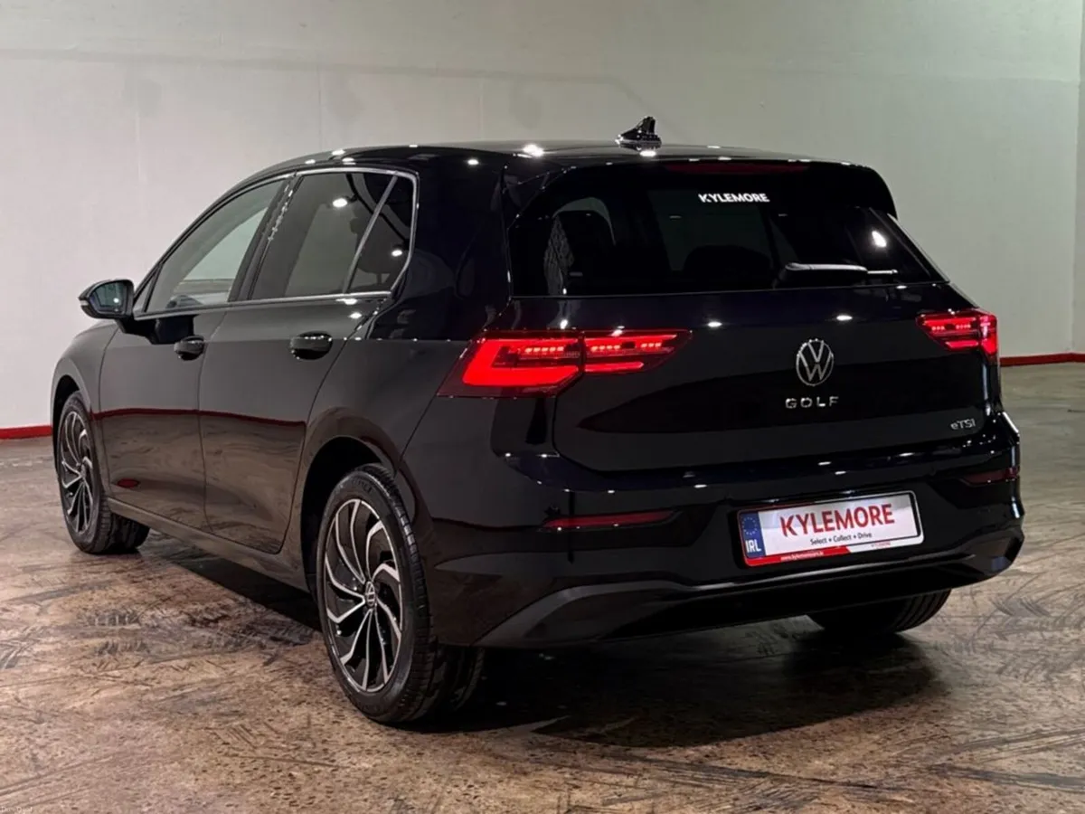 Volkswagen Golf 1.0 AUTOMATIC ETSI ACTIVE PLATINUM - Image 5