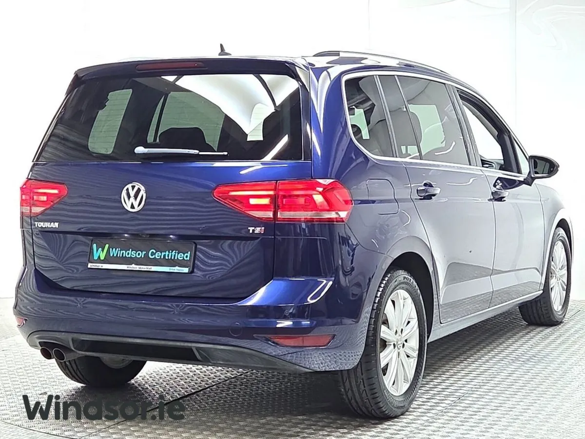 Volkswagen Touran TSI Highline DSG - Image 2