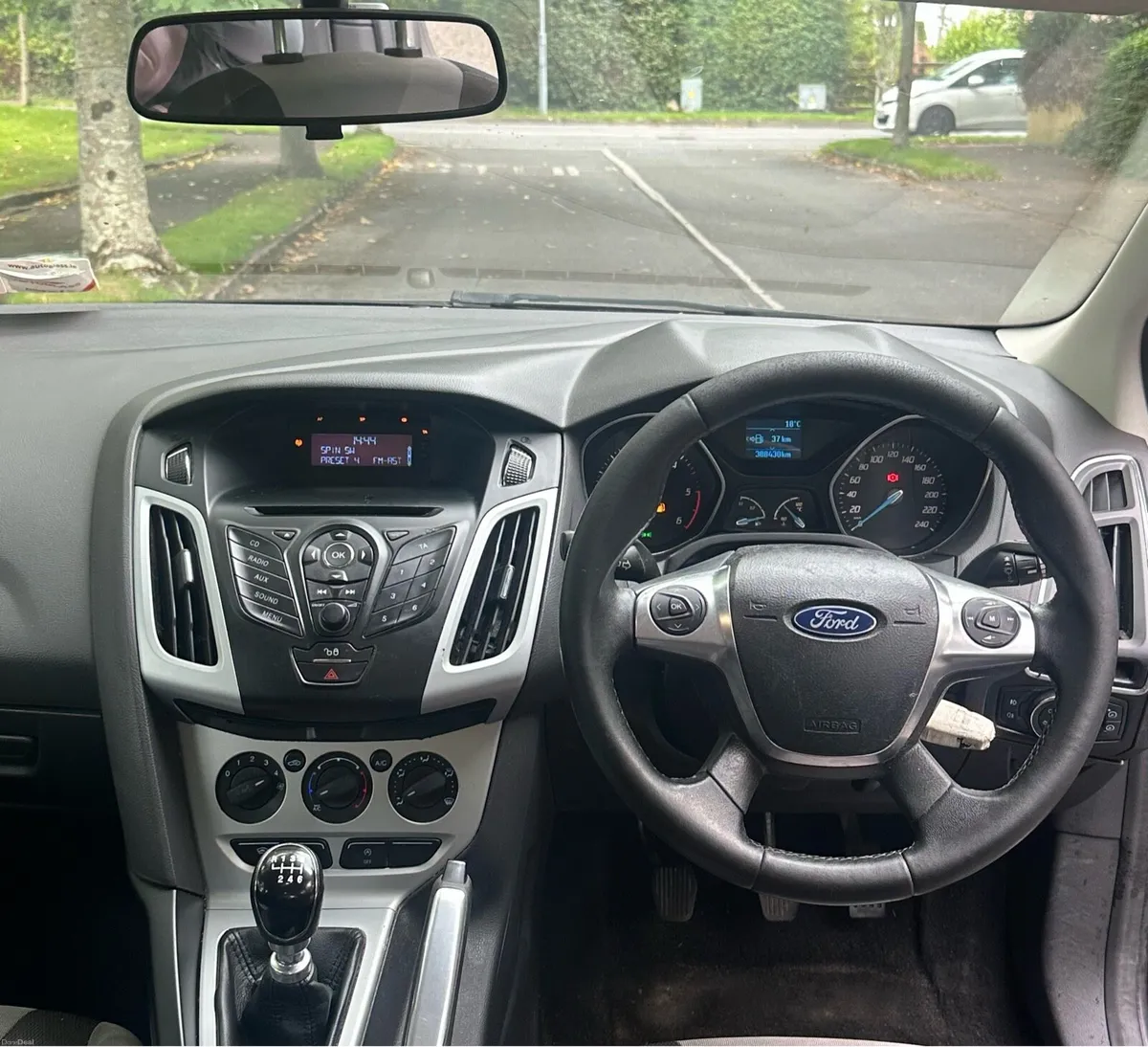 2011 Ford focus saloon New NCT - Image 5