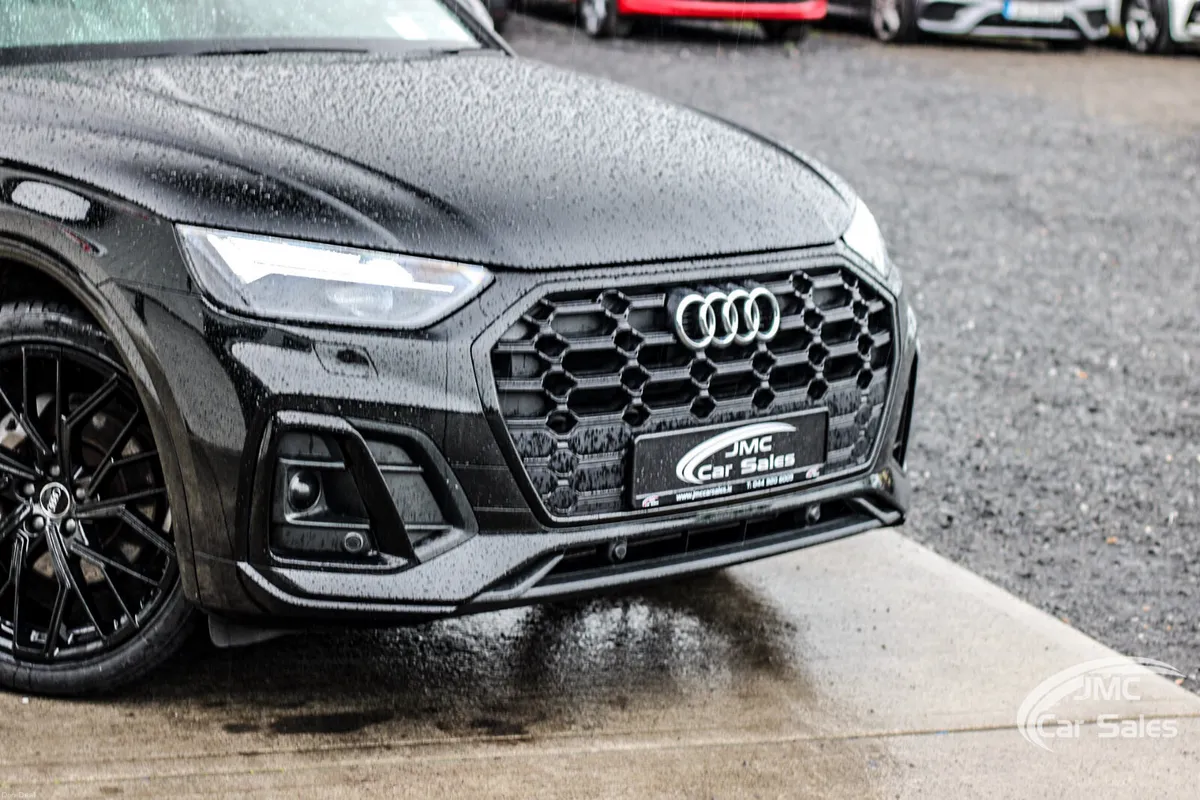 2021 AUDI Q5 S LINE 35TDI BLACK EDITION - Image 4