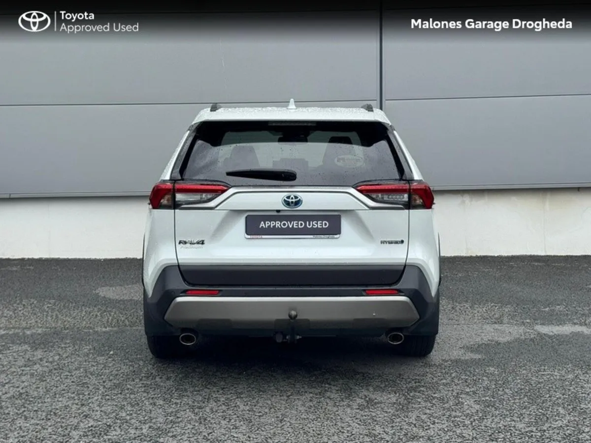 Toyota RAV4 2.5 Hybrid Platinum *Tow Bar* Call Now - Image 5