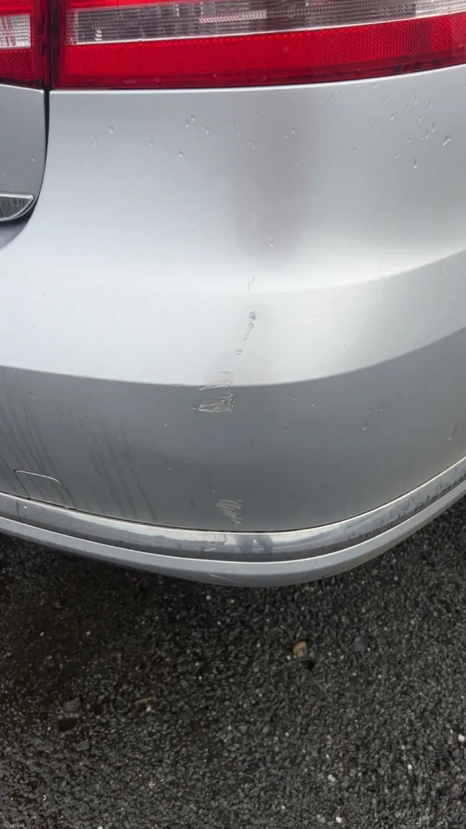 Car - Image 5