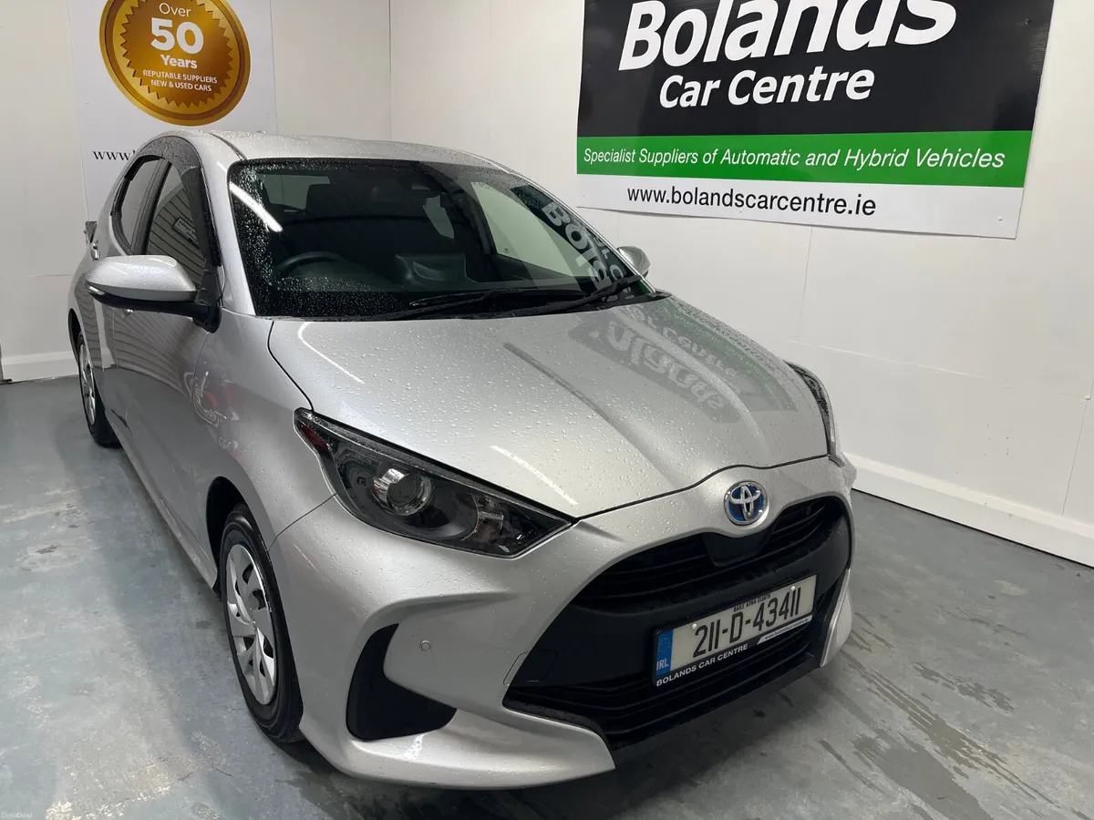 2021 Toyota Yaris Hybrid 1.5 Automatic 5dr Model - Image 3