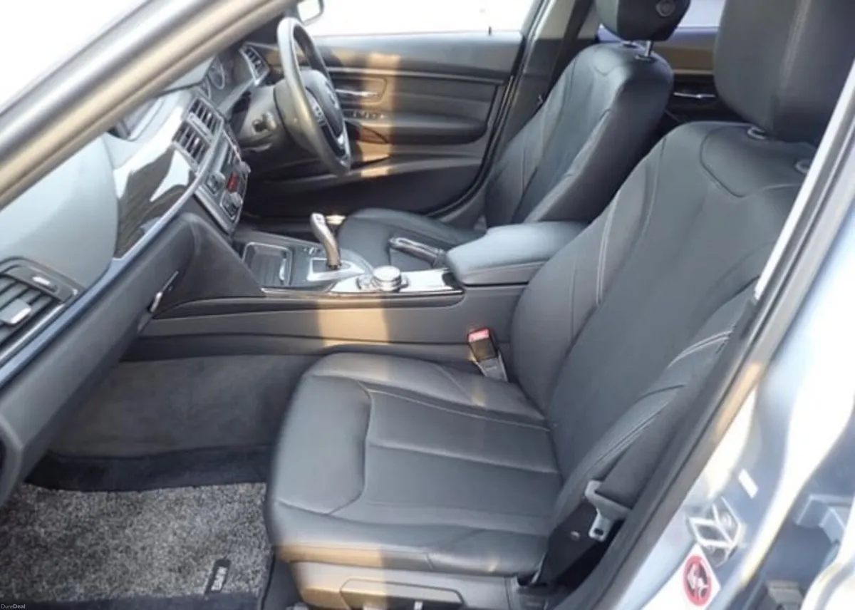 BMW 3-Series 2015 151MH6227 - Image 5