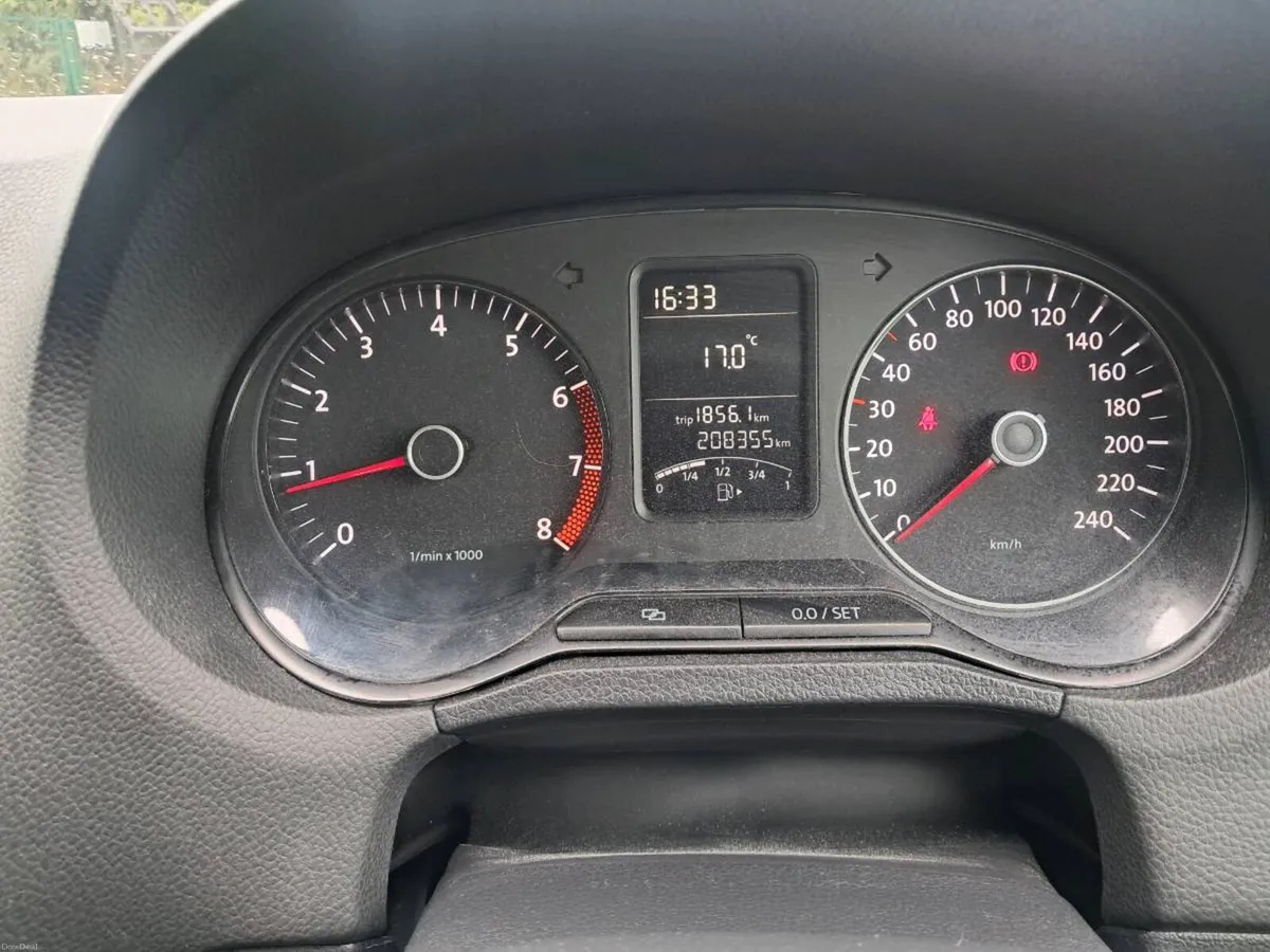 VW Polo - Image 6