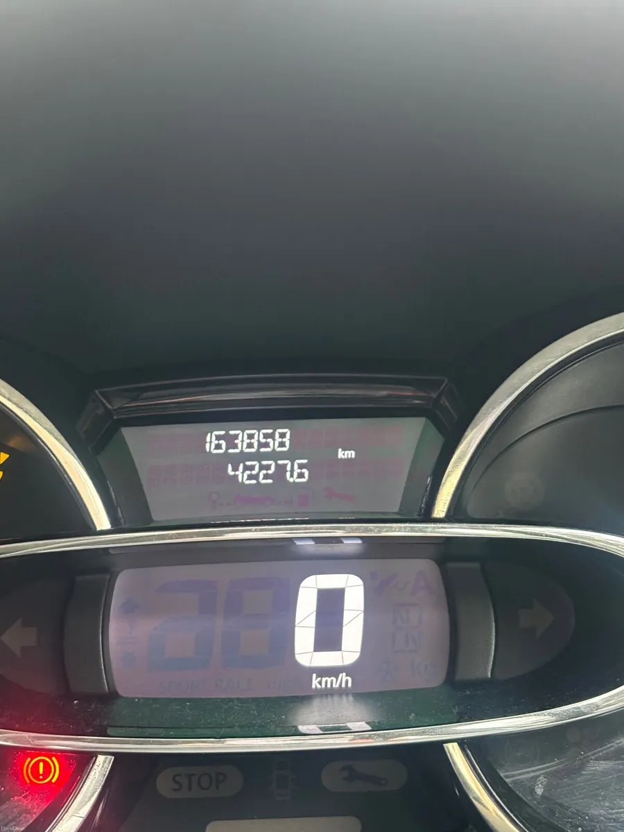 Renault Clio 2013 - Image 4