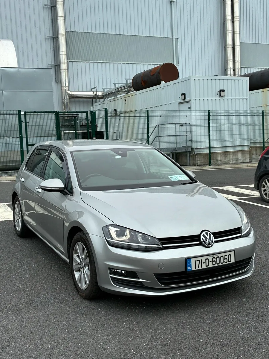 2017 Volkswagen Golf Highline – 127,800 km - Image 1