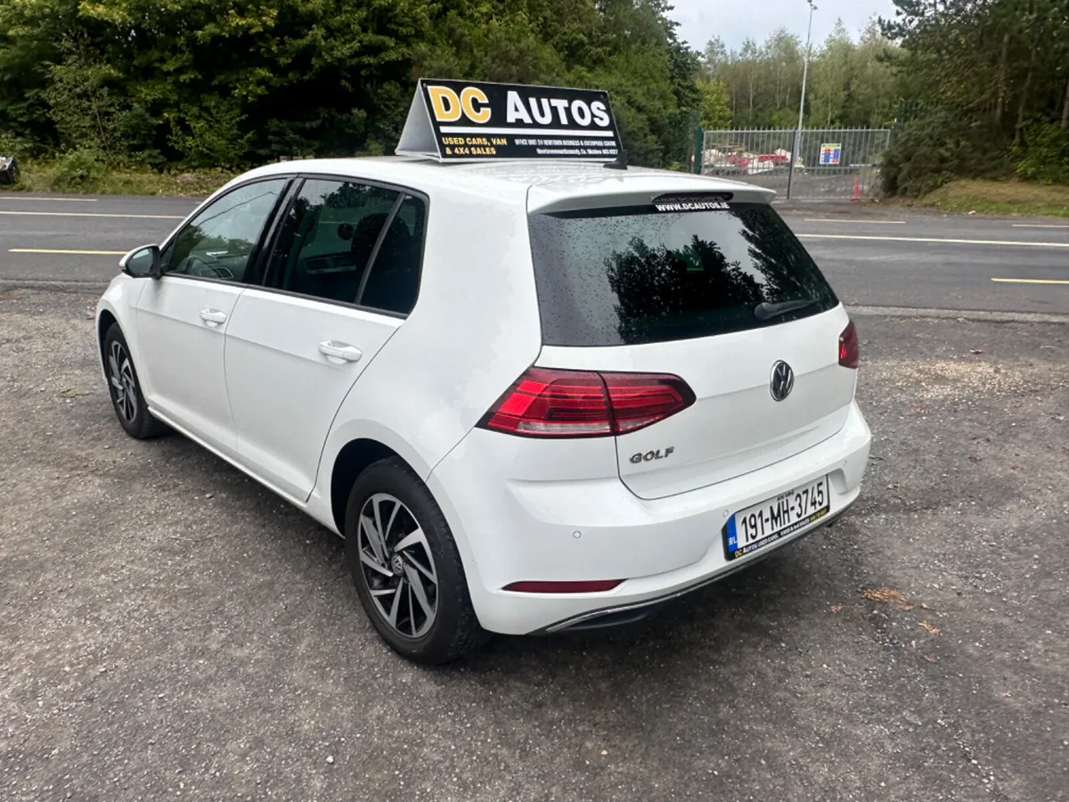 Volkswagen Golf - Image 2