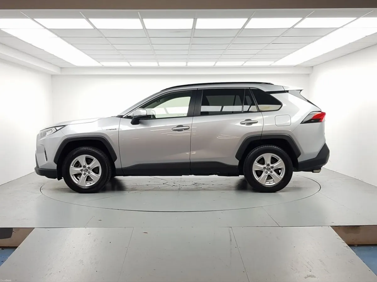Toyota RAV4 2.5 Hybrid Luna 2WD - Image 5