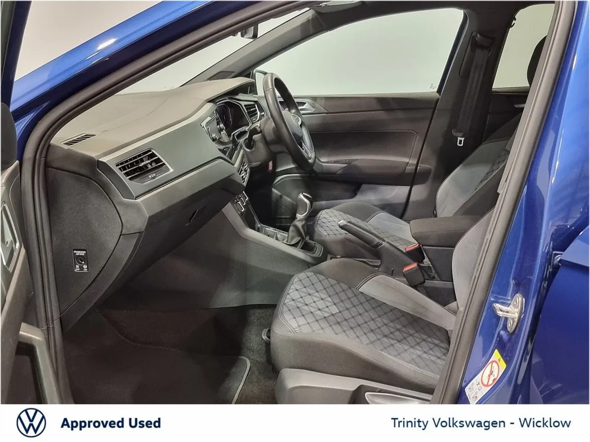 Volkswagen Polo ** R-LINE ** 1.0 TSI ** 95BHP ** M - Image 4