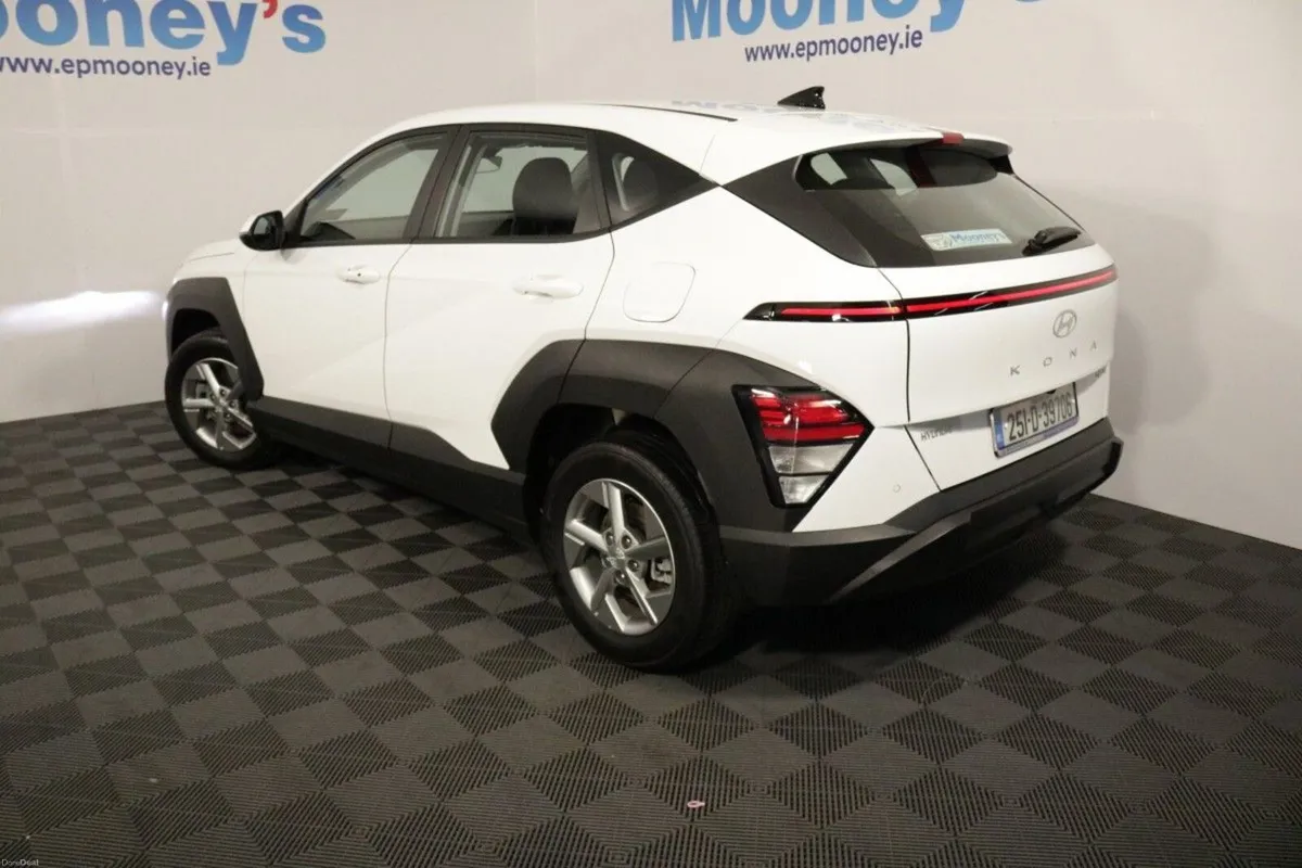 Hyundai KONA Hybrid Signature 1.6L Petrol Automati - Image 5