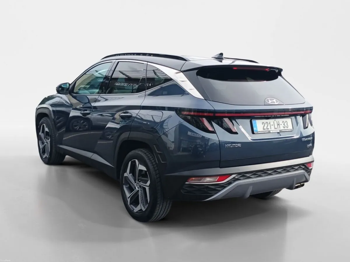 Hyundai Tucson 2WD Executive Plus HEV Auto 2 Tone - Image 6
