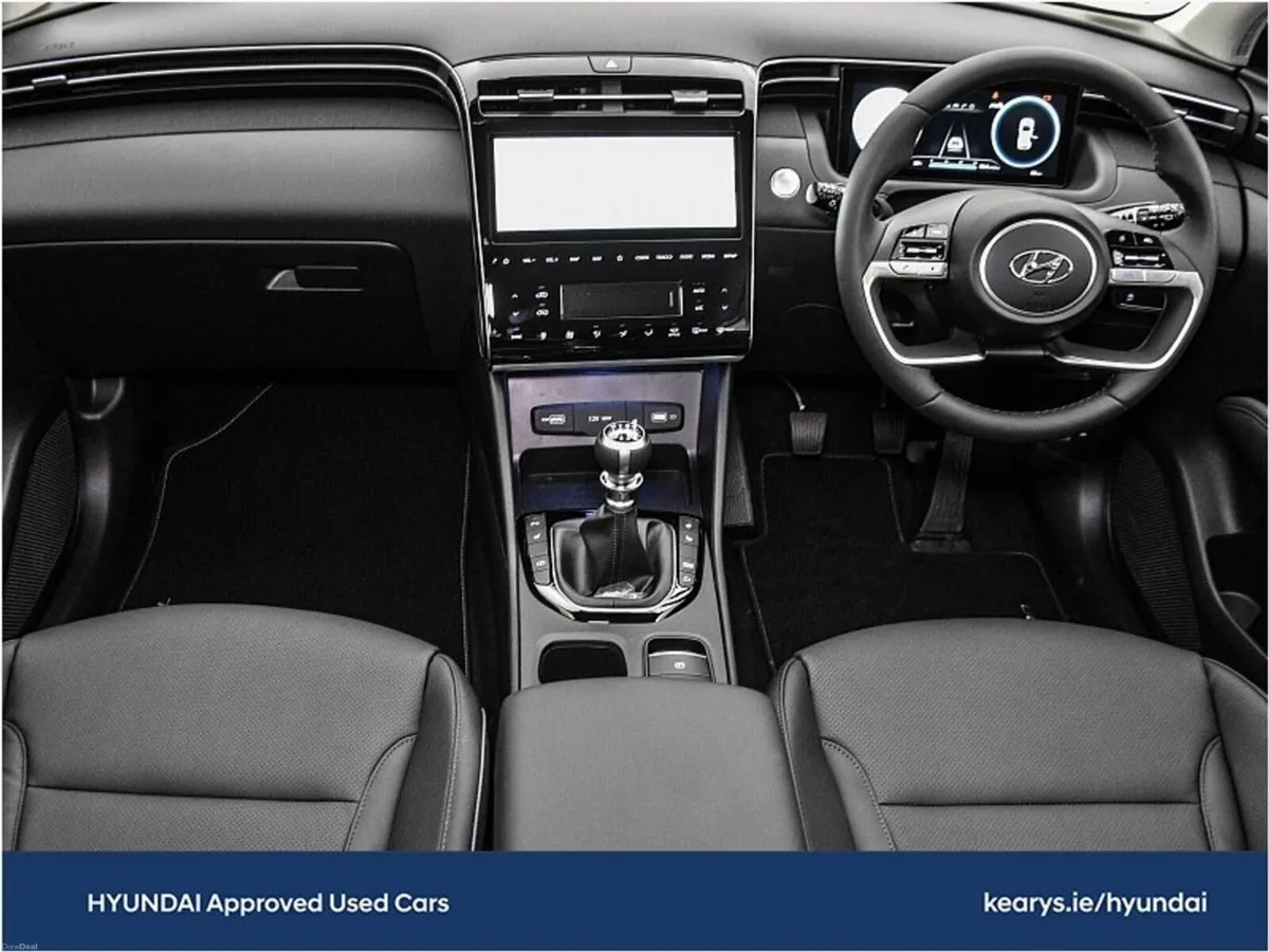 Hyundai Tucson 2WD Executive Plus - Image 4