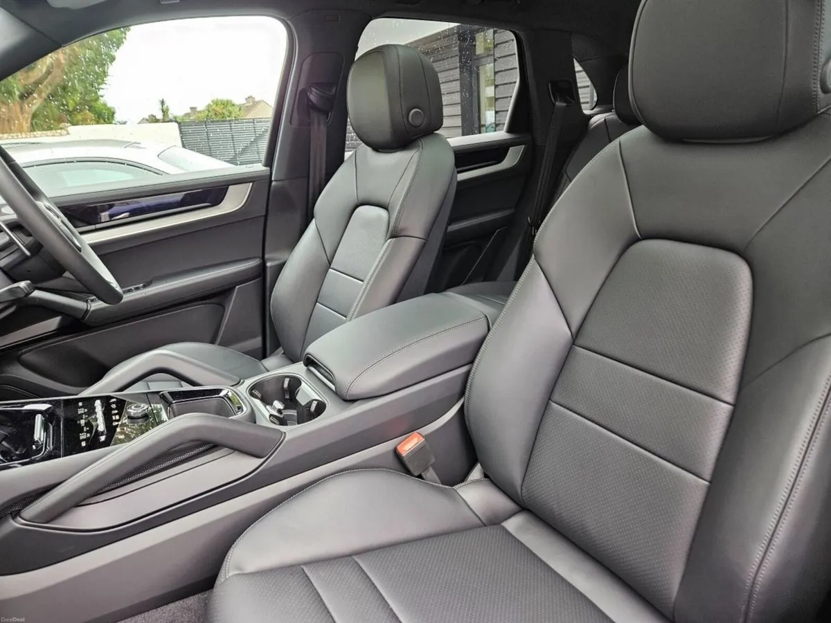 Porsche Cayenne Cayenne E-Hybrid - Image 5