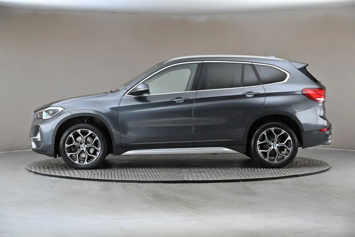 BMW X1 SDRIVE18D SE **BEIGE LEATHER** - Image 5