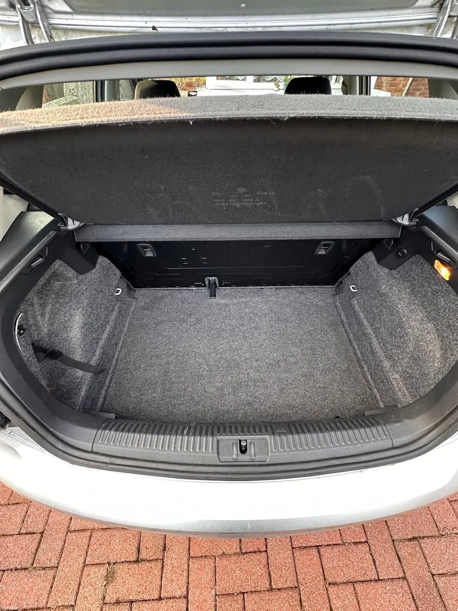 Volkswagen polo 1.6L TDI - Image 3