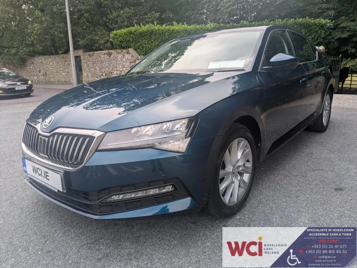 Skoda Superb 2023 - Image 4