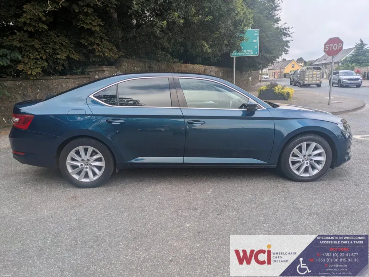 Skoda Superb 2023 - Image 6