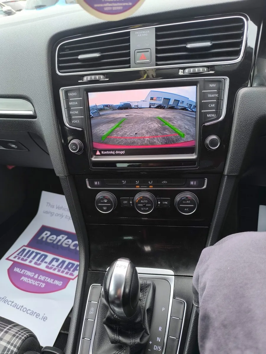 Spotless VW Golf 1.2 TSI Auto (GTI Pack) - Image 4
