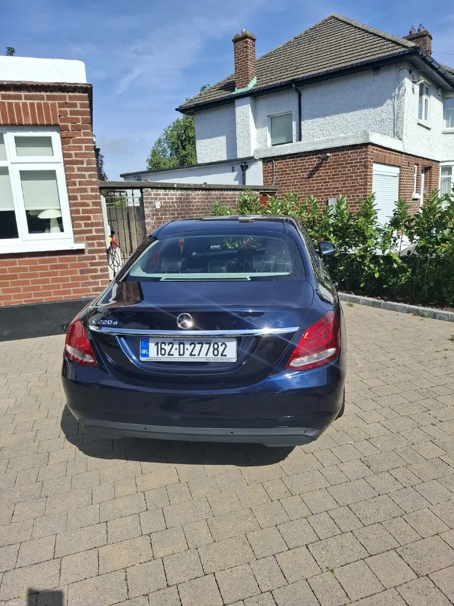 Mercedes-Benz C-Class 2016 - Image 4