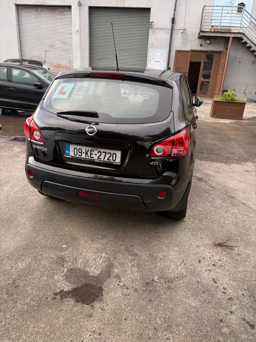 Nisan Qashqai - Image 2