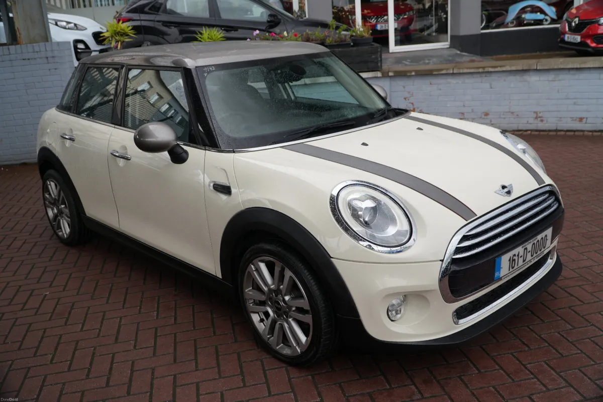 2016 MINI COOPER D - Image 2