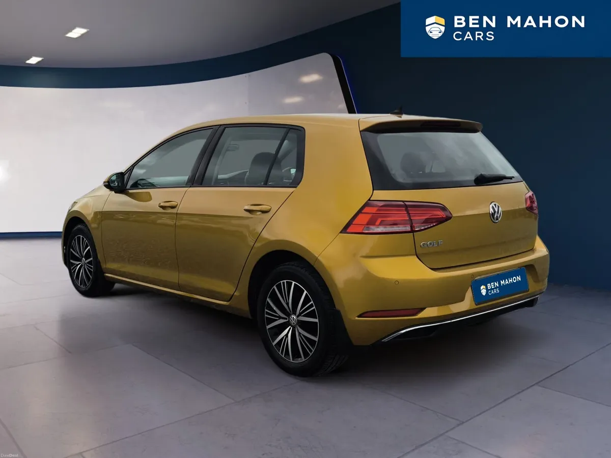 2018 Volkswagen Golf Trendline 1.0 Petrol – Metall - Image 3