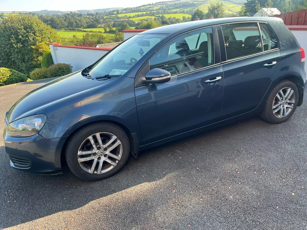 2009 VW GOLF 2.0 TDI SE 5 dr - Image 2