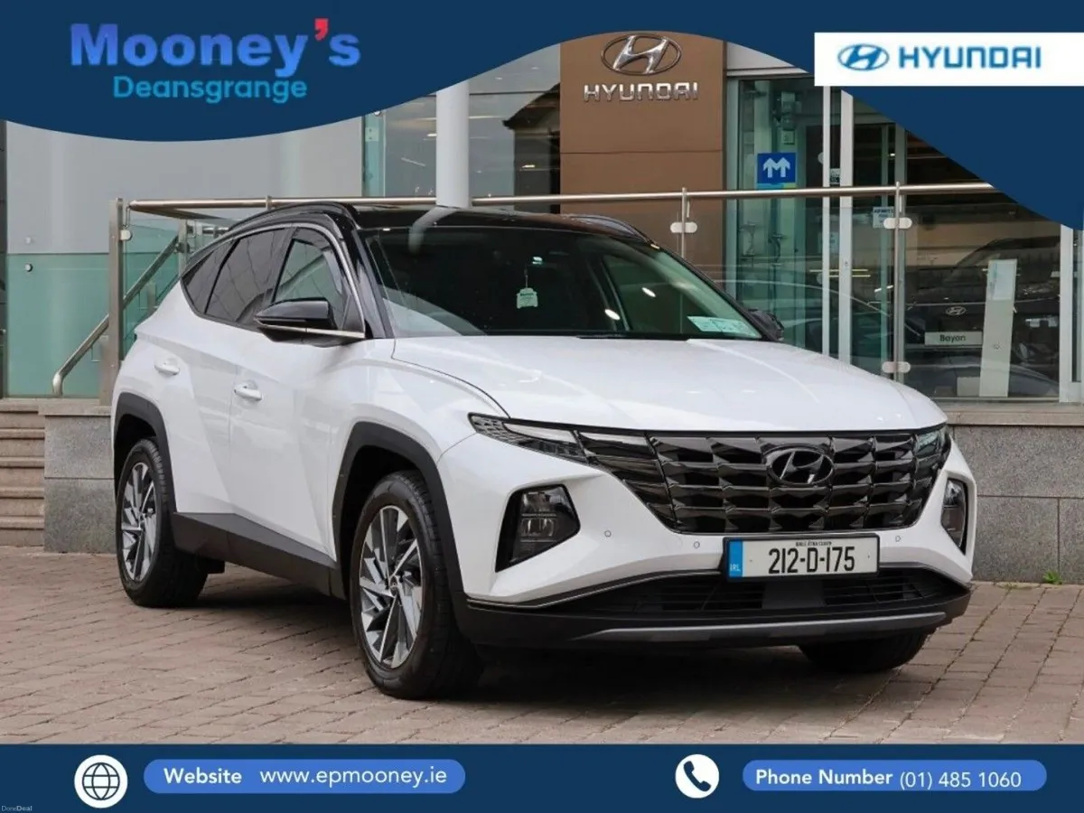 Hyundai Tucson 2WD Executive Plus w 2 Tone Roof - Image 1
