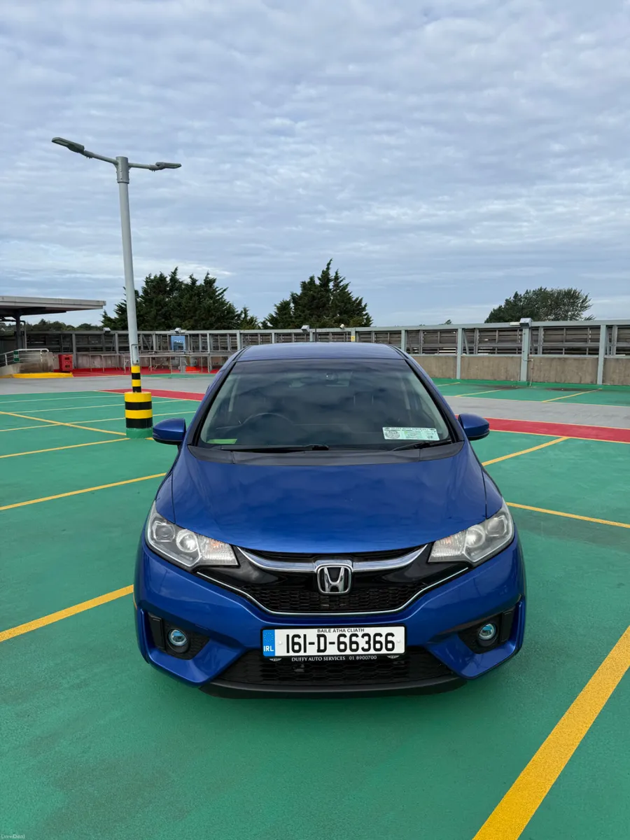 161 Honda Fit 1.5 Hybrid AUTO - LOW MILEAGE - Image 2