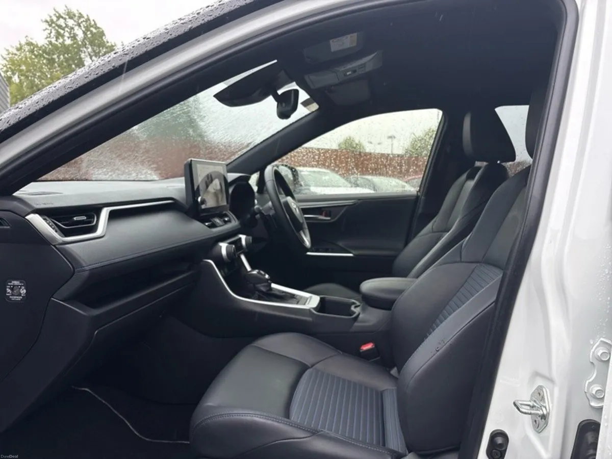 Toyota RAV4 RAV4 HYBRID SPORT *ORIGINAL IRISH CAR! - Image 6