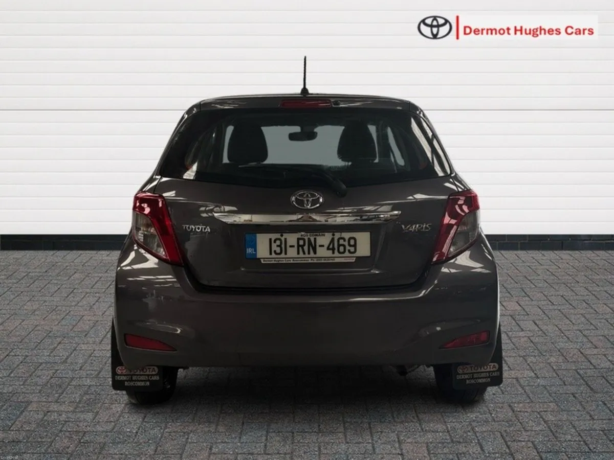 Toyota Yaris 1.0 5DR LUNA - only 38K KM - Image 4