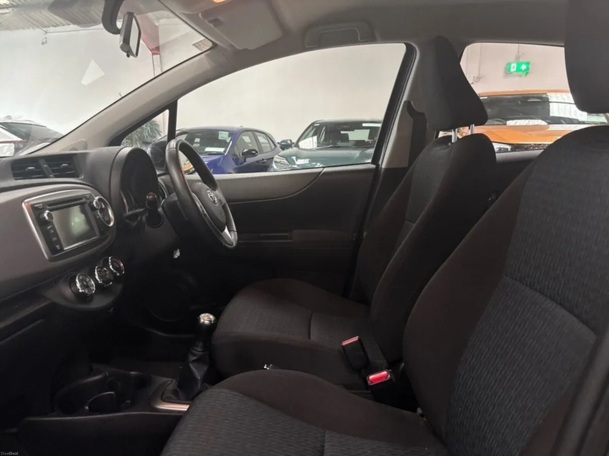 Toyota Yaris 1.0 5DR LUNA - only 38K KM - Image 6