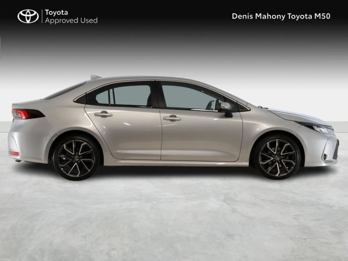 Toyota Corolla Sol Hybrid Saloon - Image 3