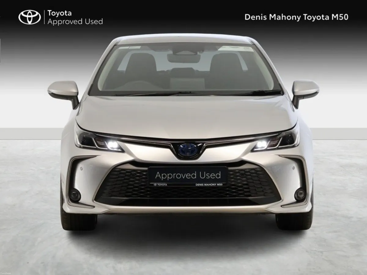 Toyota Corolla Sol Hybrid Saloon - Image 5