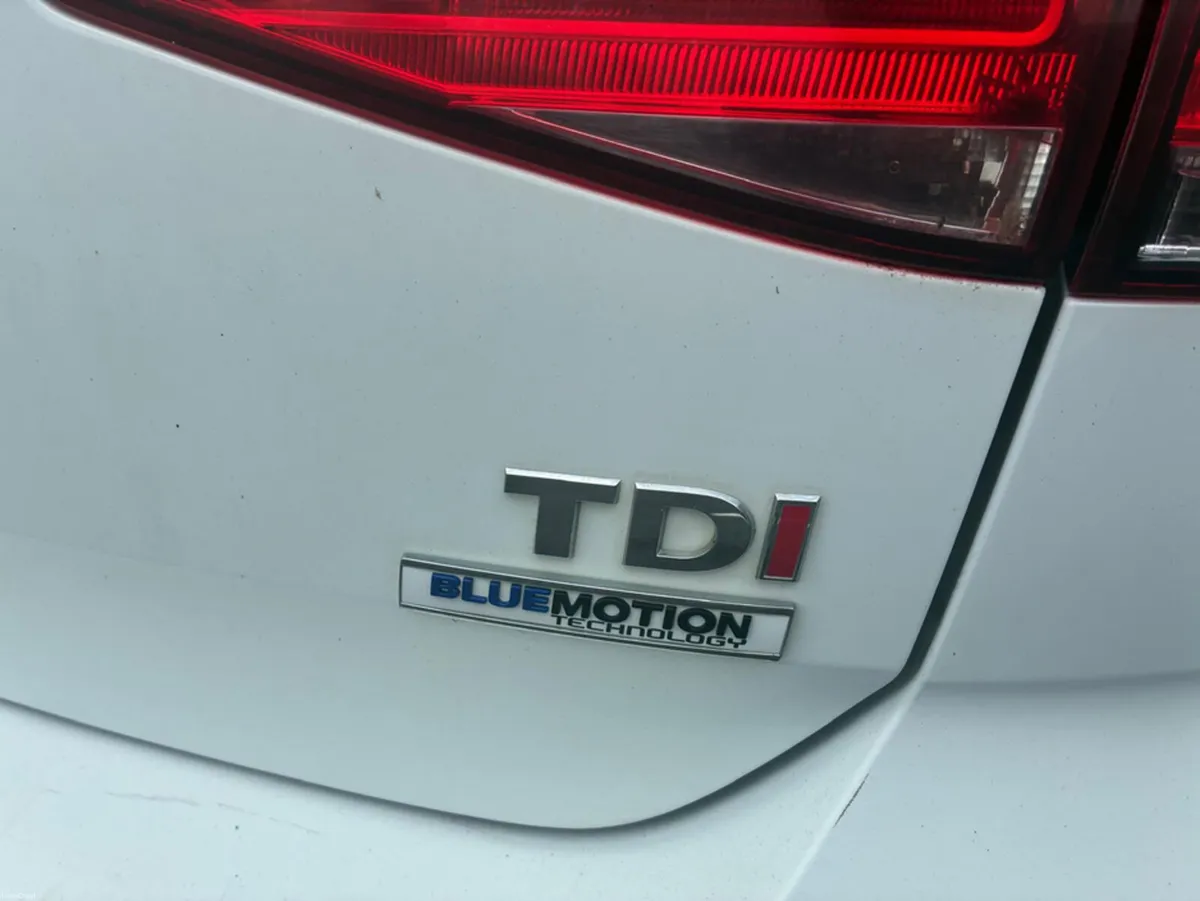 Volkswagen Polo DBA-6RCJZ 5DR AUTO - Image 4