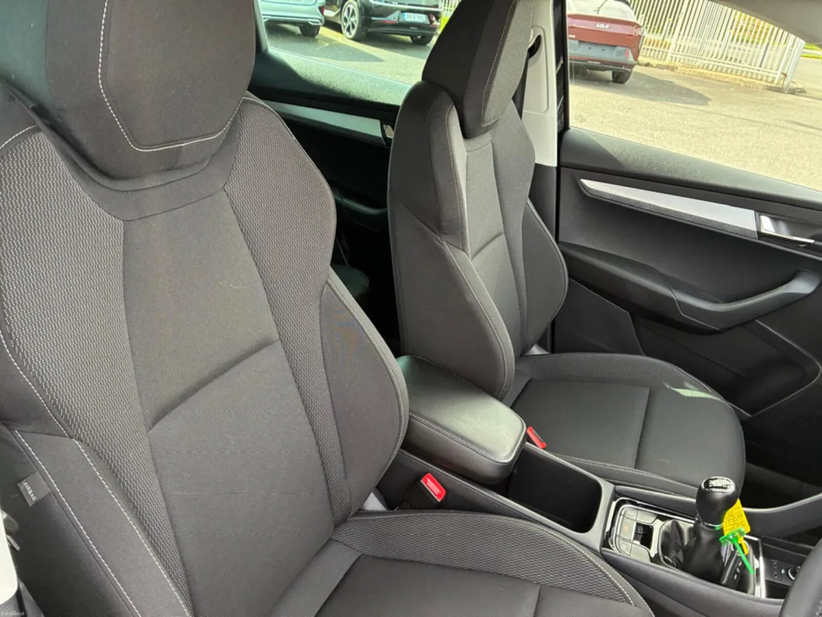 Skoda Karoq AMBITION 1.0 TSI 110HP 5 (ONLY 40 MINS - Image 5