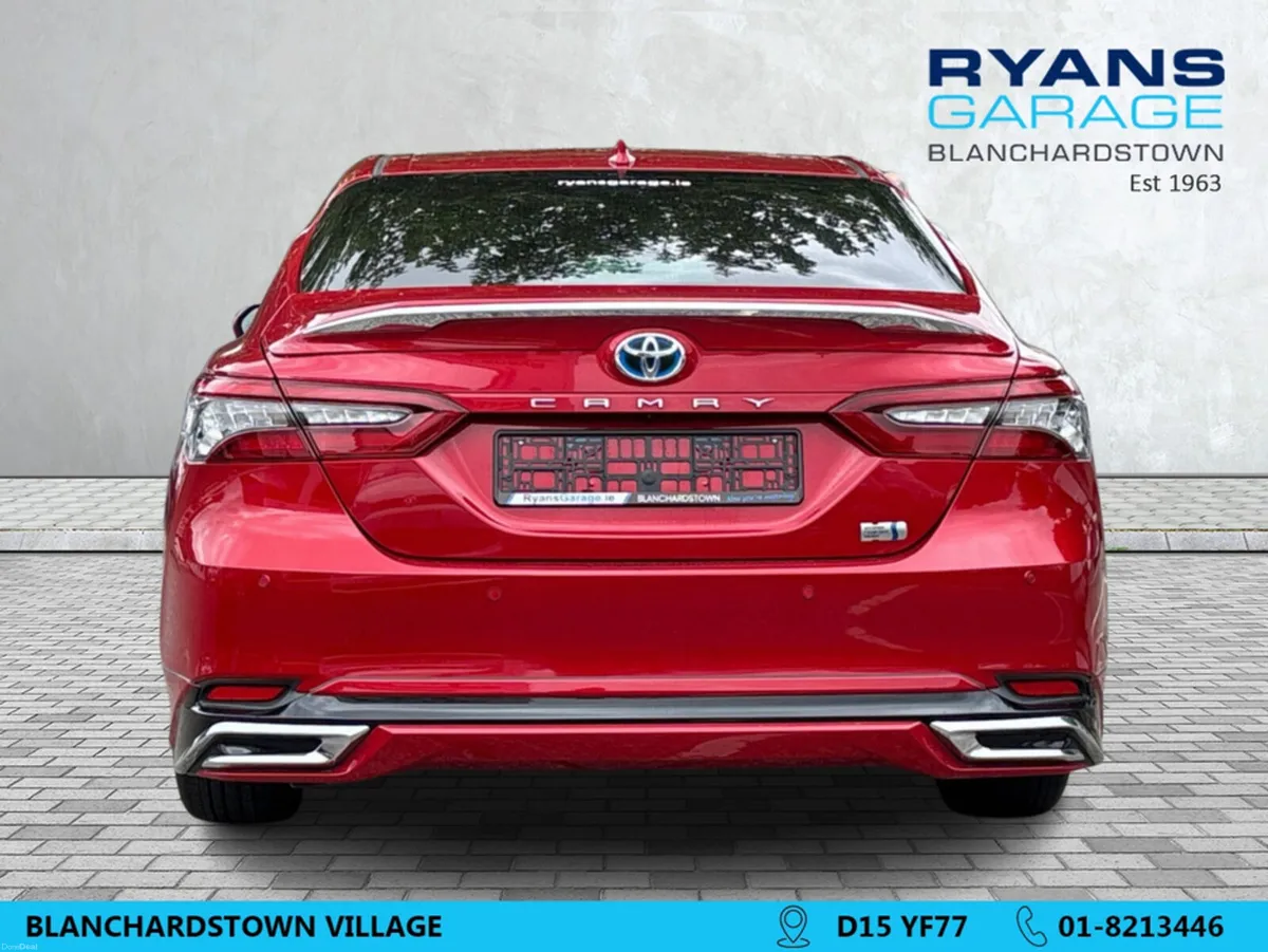 Toyota Camry 2.5 PETROL HYBRID AUTO - Image 6