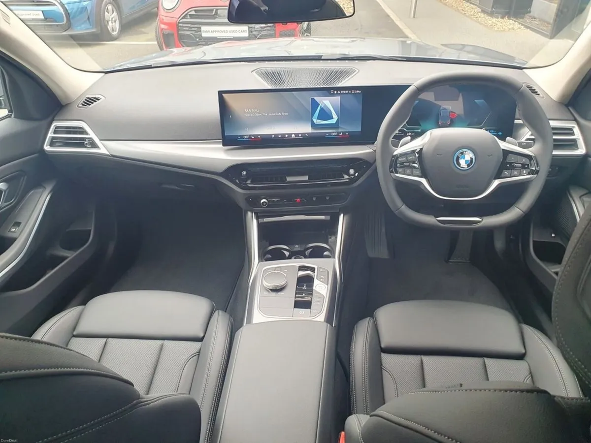 BMW 3-Series 330e Sport Saloon - Image 4