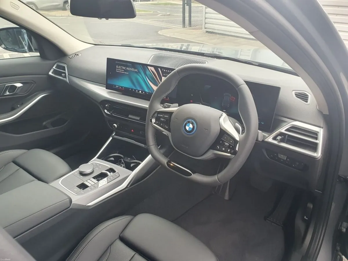 BMW 3-Series 330e Sport Saloon - Image 6