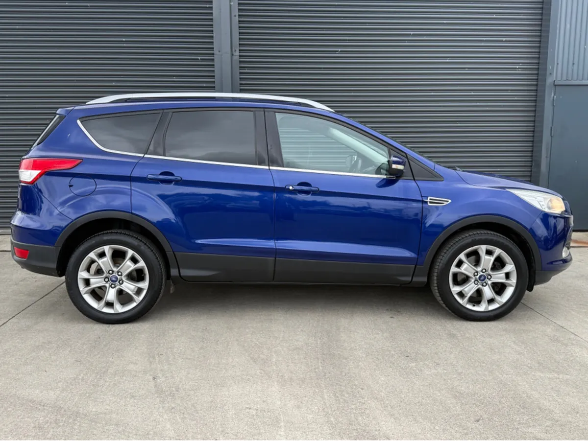 Ford Kuga 2.0 TDCI ZETEC 2WD 150PS 5DR - Image 3
