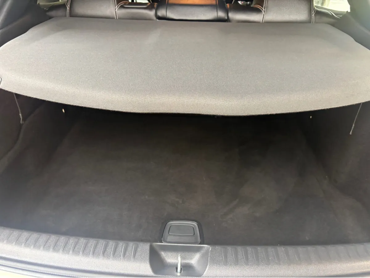 Mercedes-Benz GLA 180 5DR AUTO only 70521 kms - Image 3