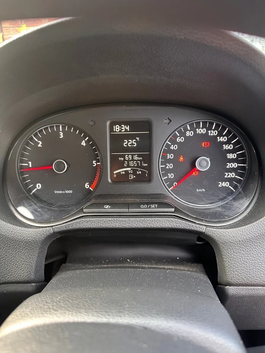 Volkswagen polo 1.6L TDI - Image 2