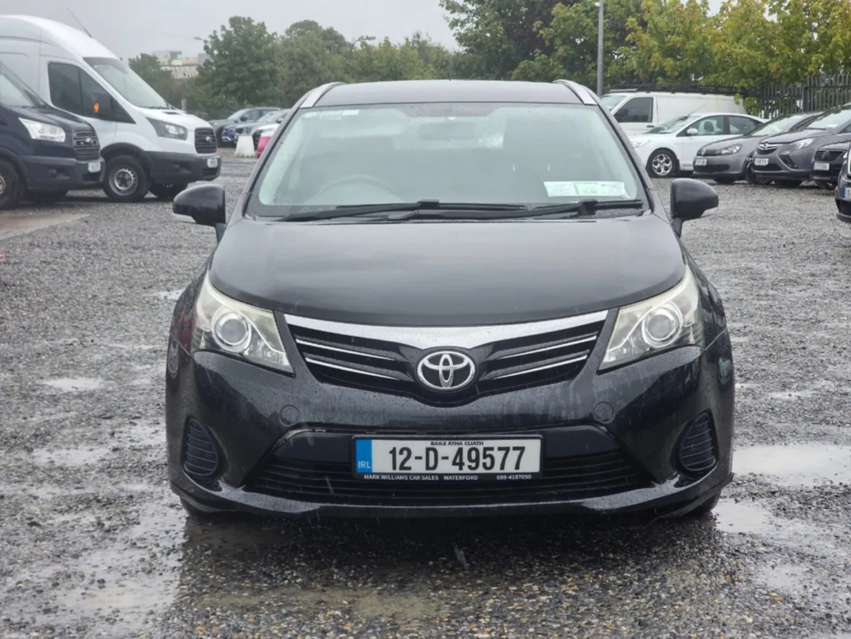 Toyota Avensis 2.0 D-4D T2 5DR OVERMOUNT - Image 2