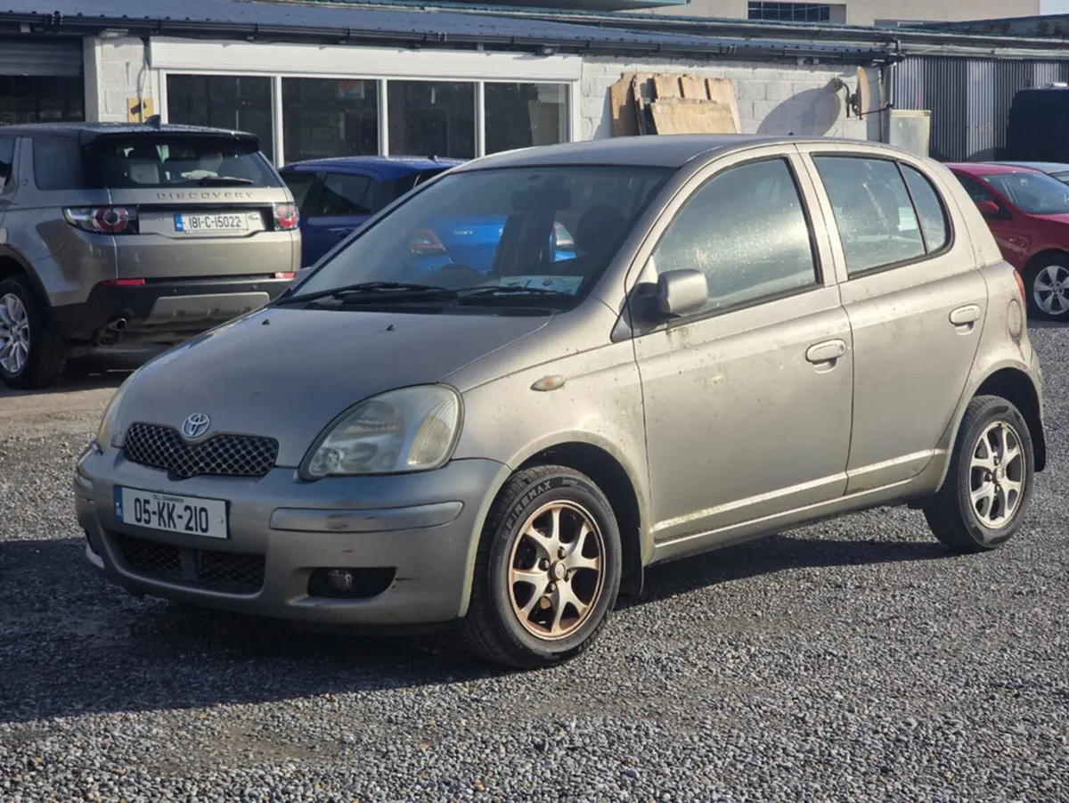 Toyota Yaris SOL M/C 5DR - Image 1