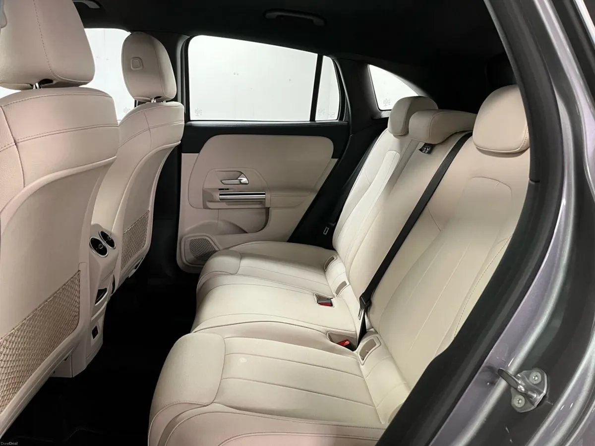 Mercedes-Benz GLA 200d Progressive - 18 Inch Alloy - Image 4
