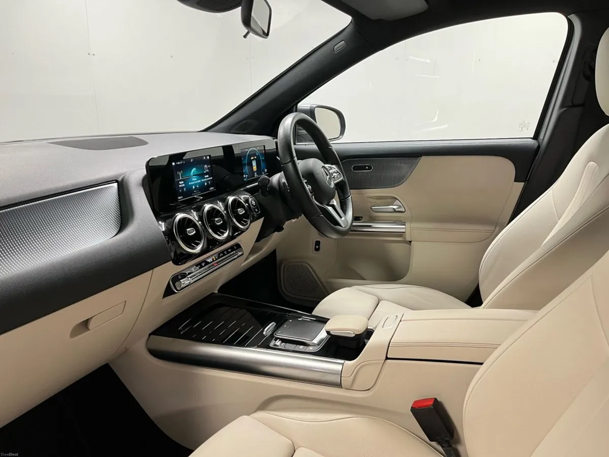 Mercedes-Benz GLA 200d Progressive - 18 Inch Alloy - Image 6