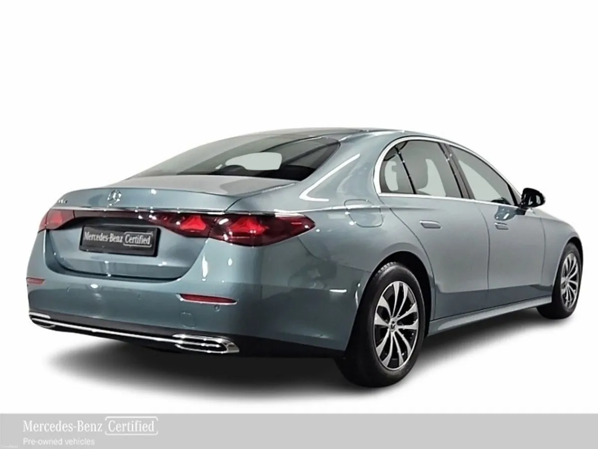 Mercedes-Benz E-Class E220D MHEV Avantgarde Plus - Image 4
