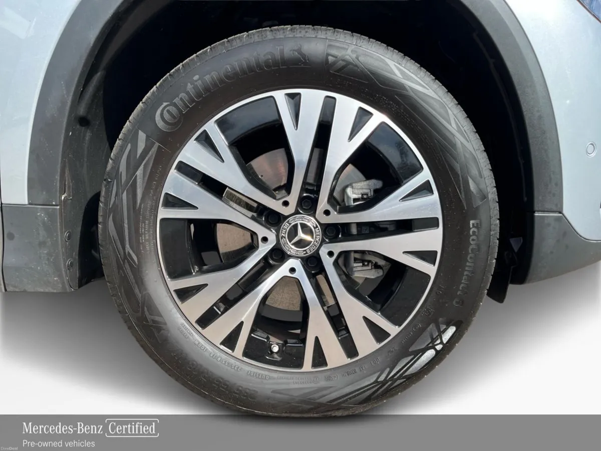 Mercedes-Benz GLA 180D Progressive Plus Compact SU - Image 5