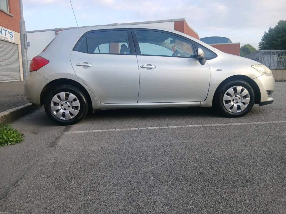 2009 Toyota Auris for sale - Image 2